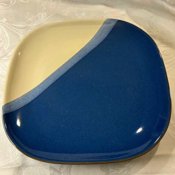 Pfaltzgraff Blue Ridge pattern set of two dinner plates. Very hard to find. - Picture 4 of 6